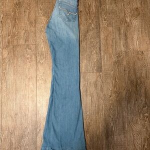 Light Wash ‘Lola’ Kimes Jeans